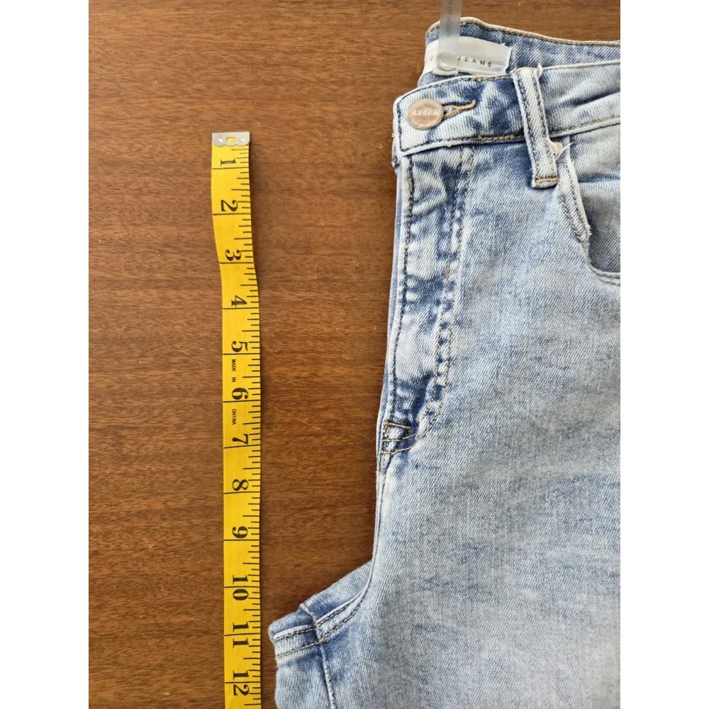 Women's Risen Jeans Highwaist‎ Distressed Sz 7/28 Stretch